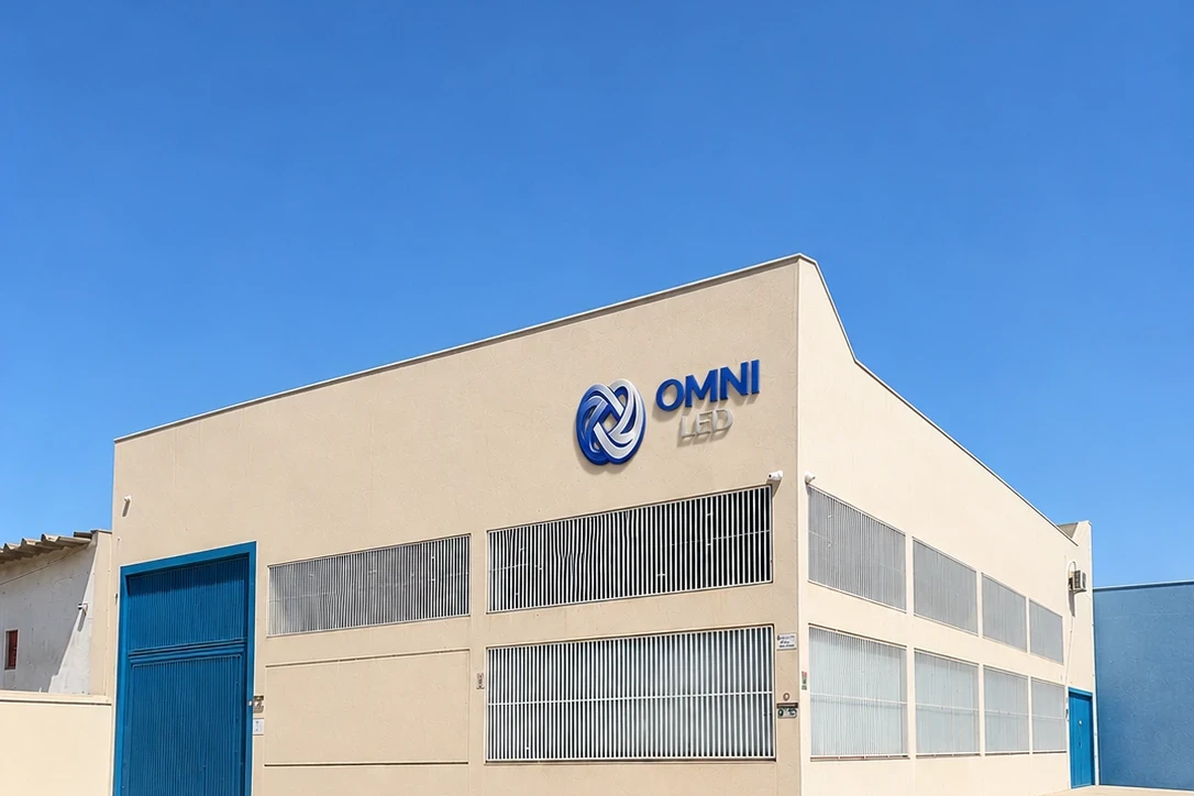Fachada da sede da OmniLED em Rio Claro, SP